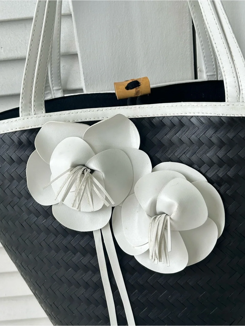 unbranded chic black